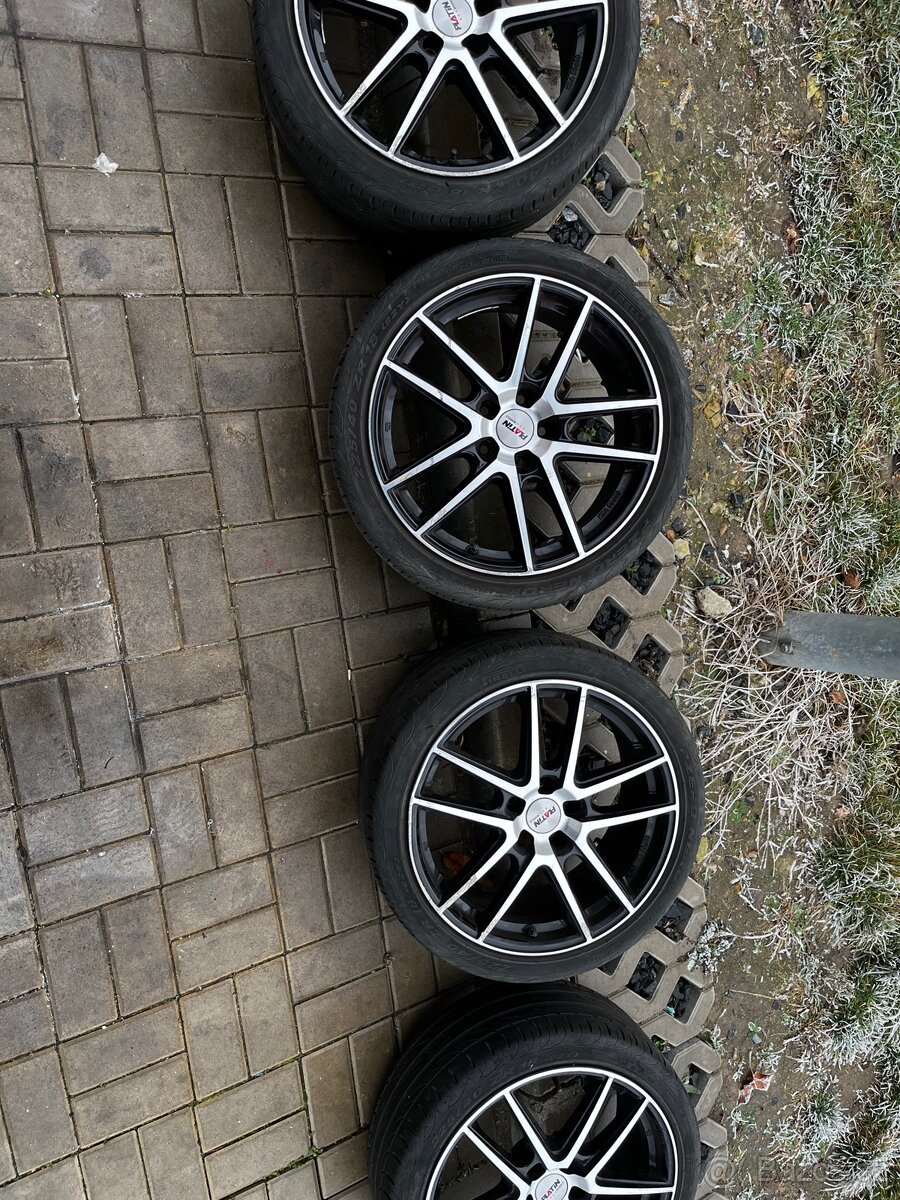 Alu kola včetně  letni pneu 5x112  225/40/18