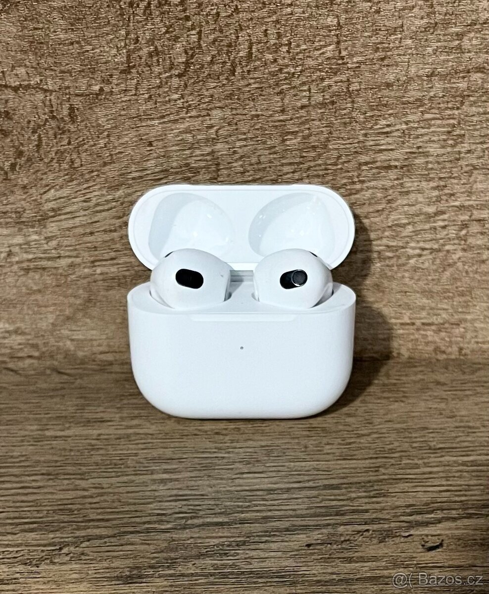 Apple AirPods 3. generace