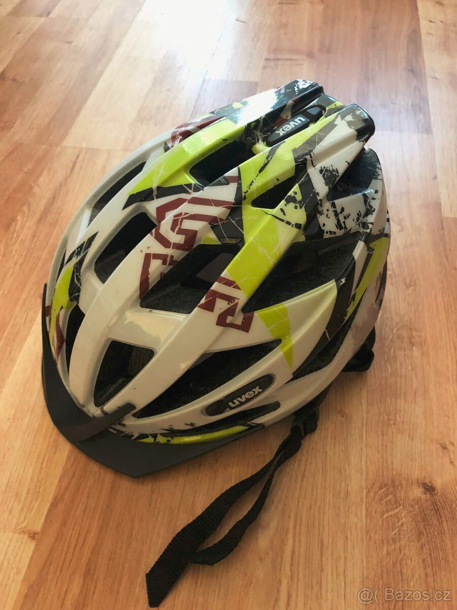 cyklistická helma pro juniory