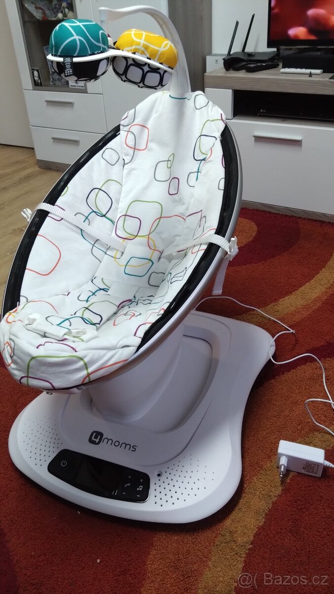 Dětská houpačka lehátko 4moms Mamaroo 4