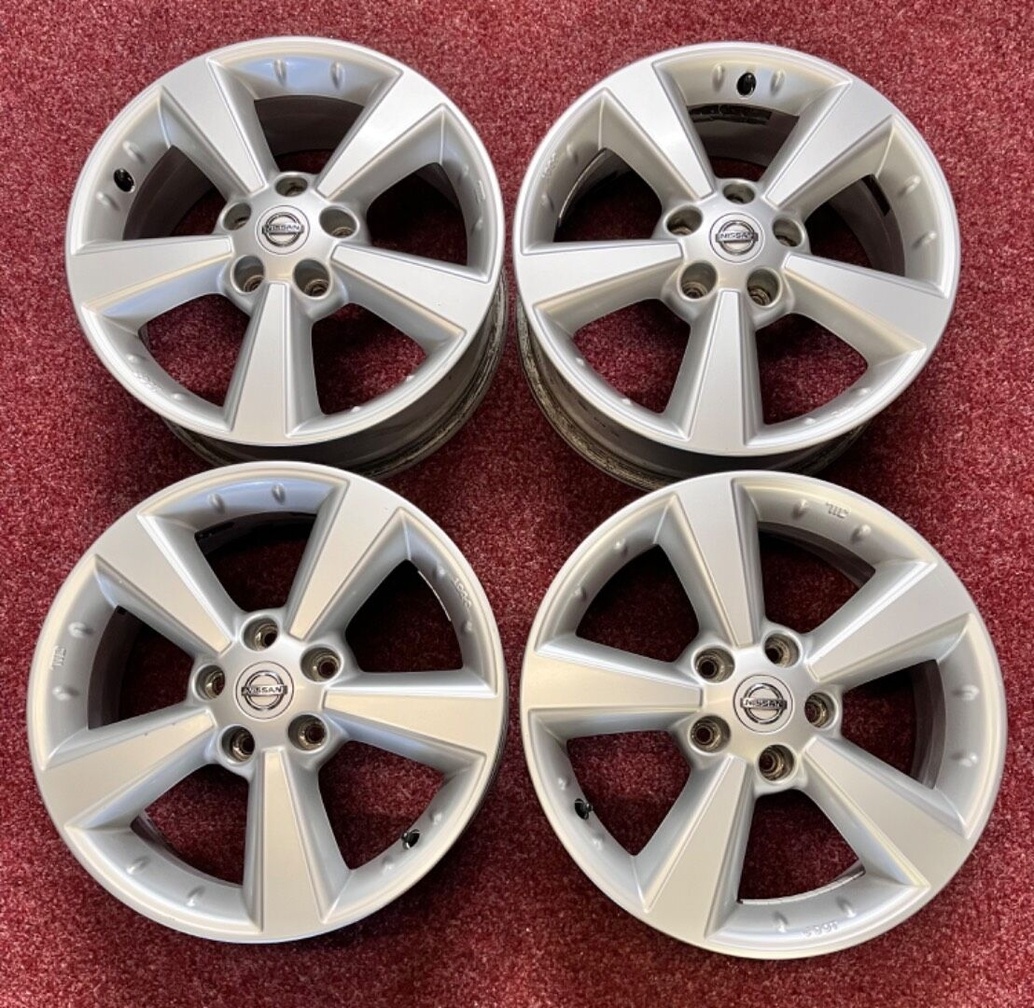 5x114,3 R17 originál alu disky Nissan ET 40