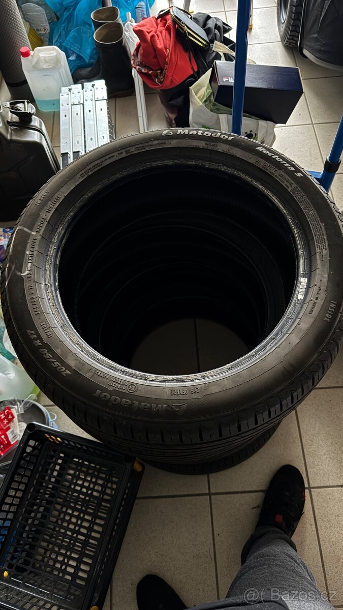 Matador 205/50 R17 letni pneu