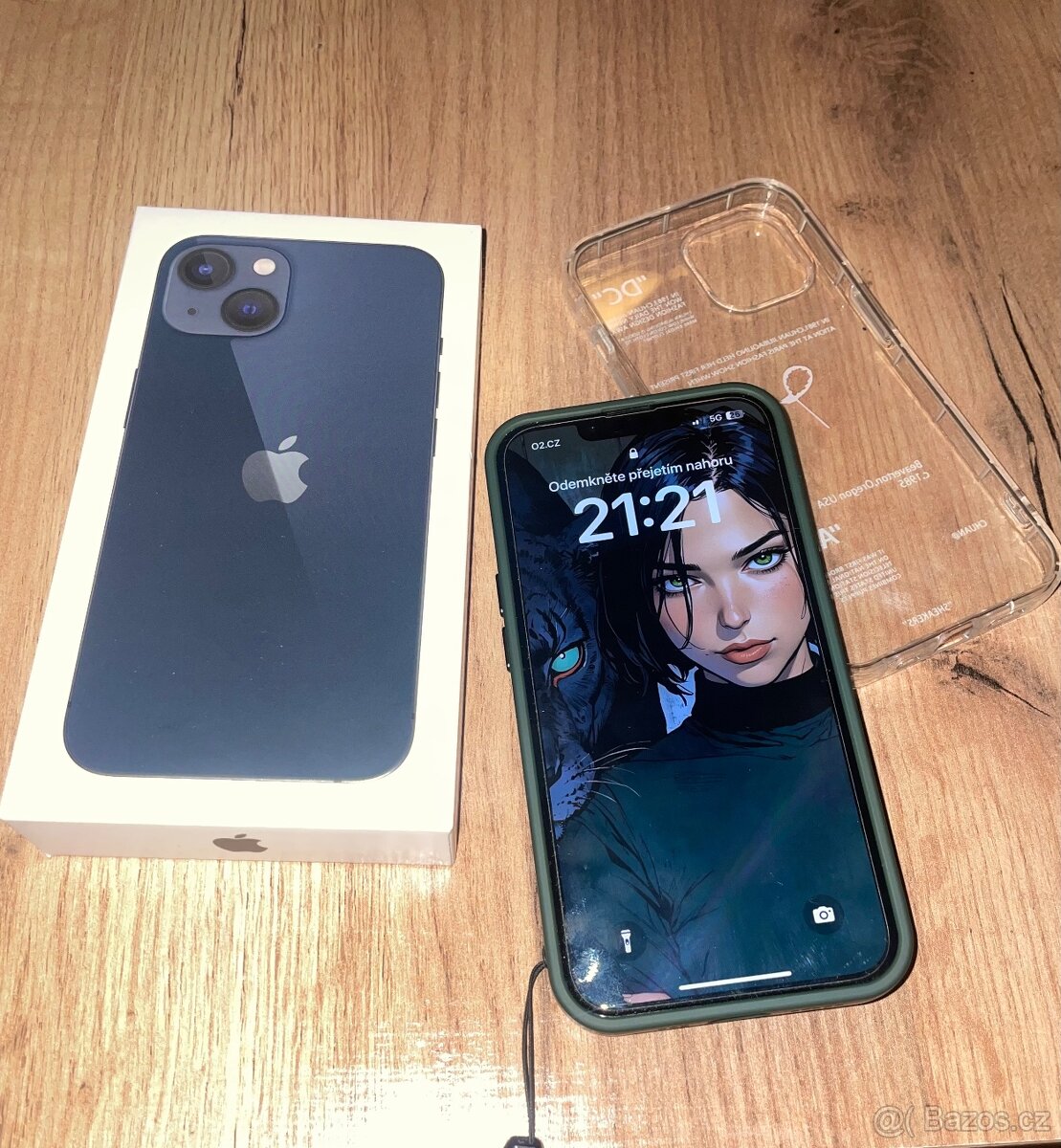 iPhone 13 128gb ( rezervováno)