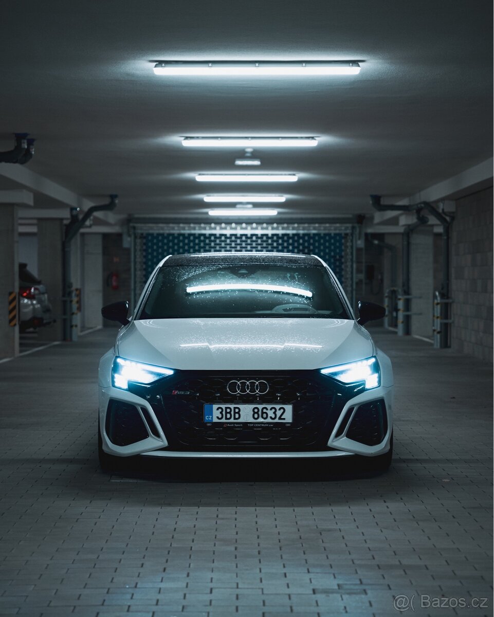 AUDI RS3