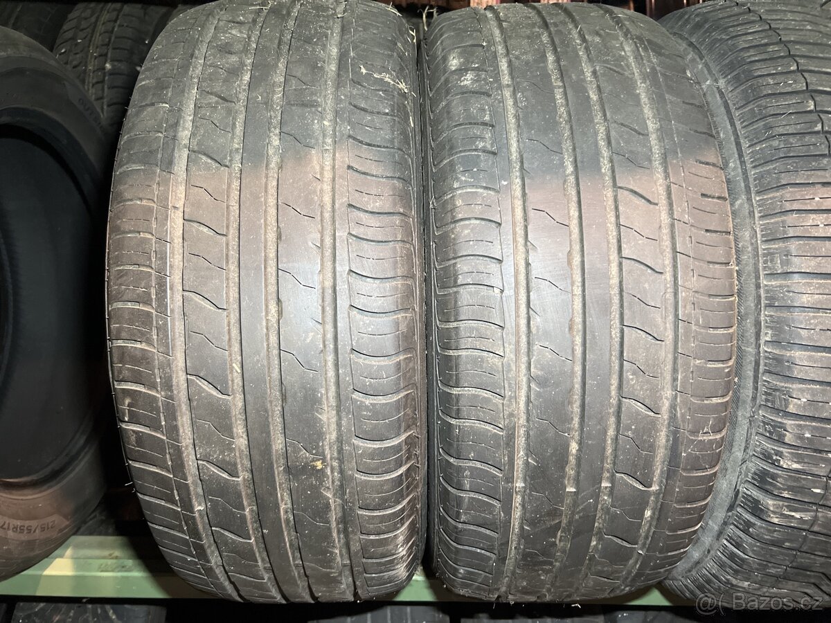 Royal Performance 235/55 R17