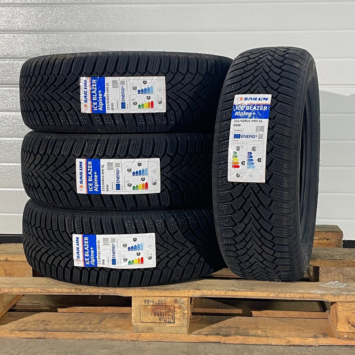 Zimní pneu 215/65 R17 99h Pireli