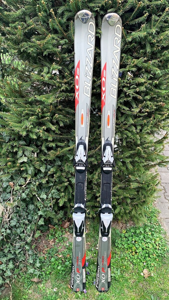 Carvingové lyže BLIZZARD FIREBIRD XO P Fiber Comp