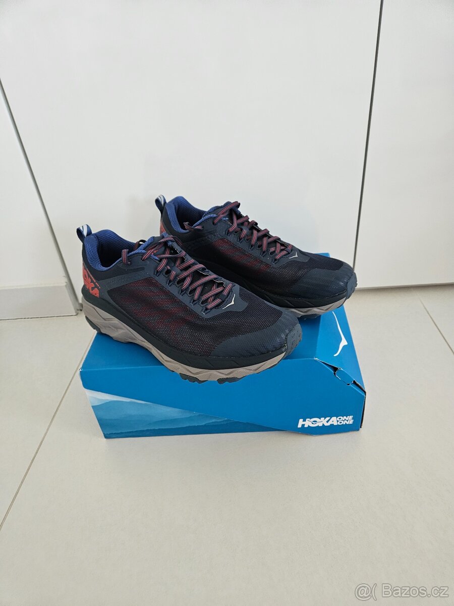 Hoka Challenger ATR5