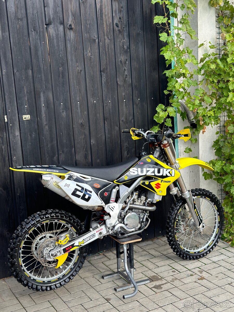 Suzuki RM-Z 250   TOP STAV