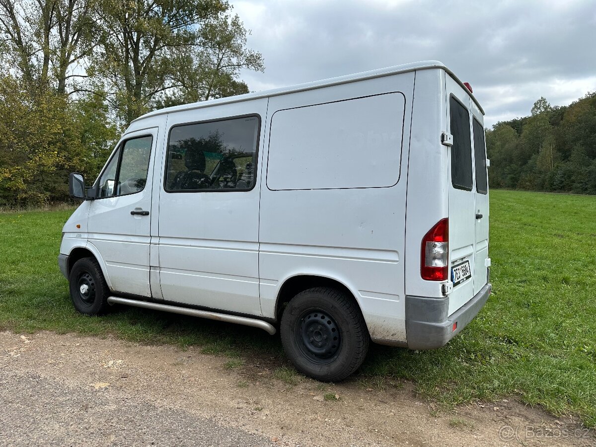 MERCEDES SPRINTER 208 CDI