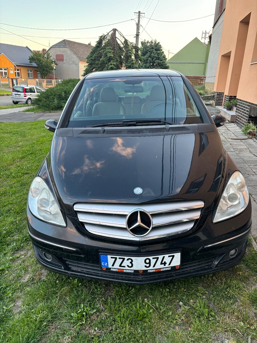 Mercedes - Benz B 200 CDI