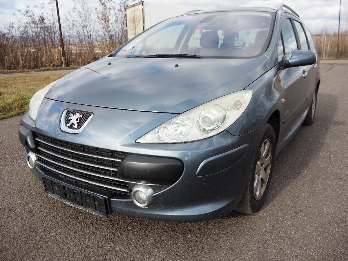 Peugeot 307 SW 1.6 HDI PANORAMA, 7 míst 2007