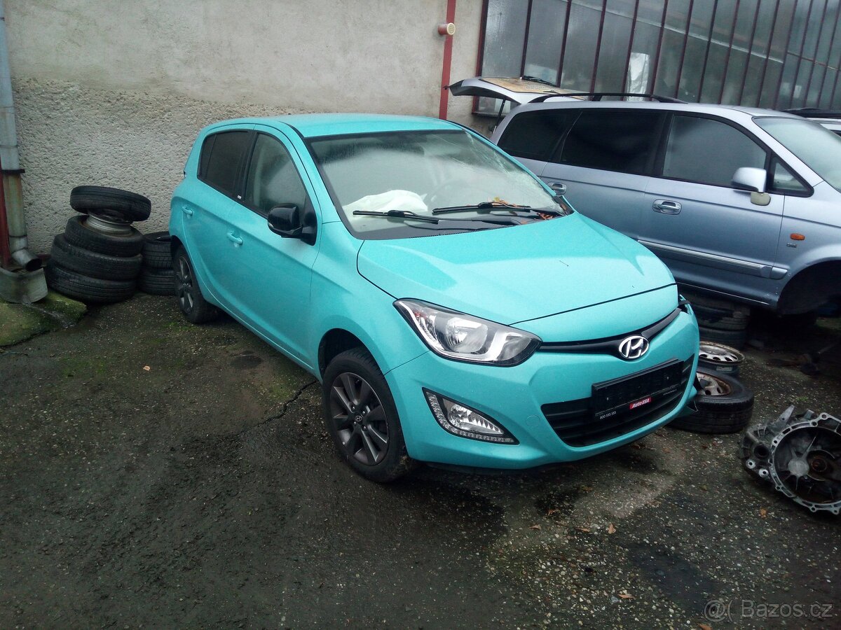 HYUNDAI i20 1.2 63 kw r.v.2012