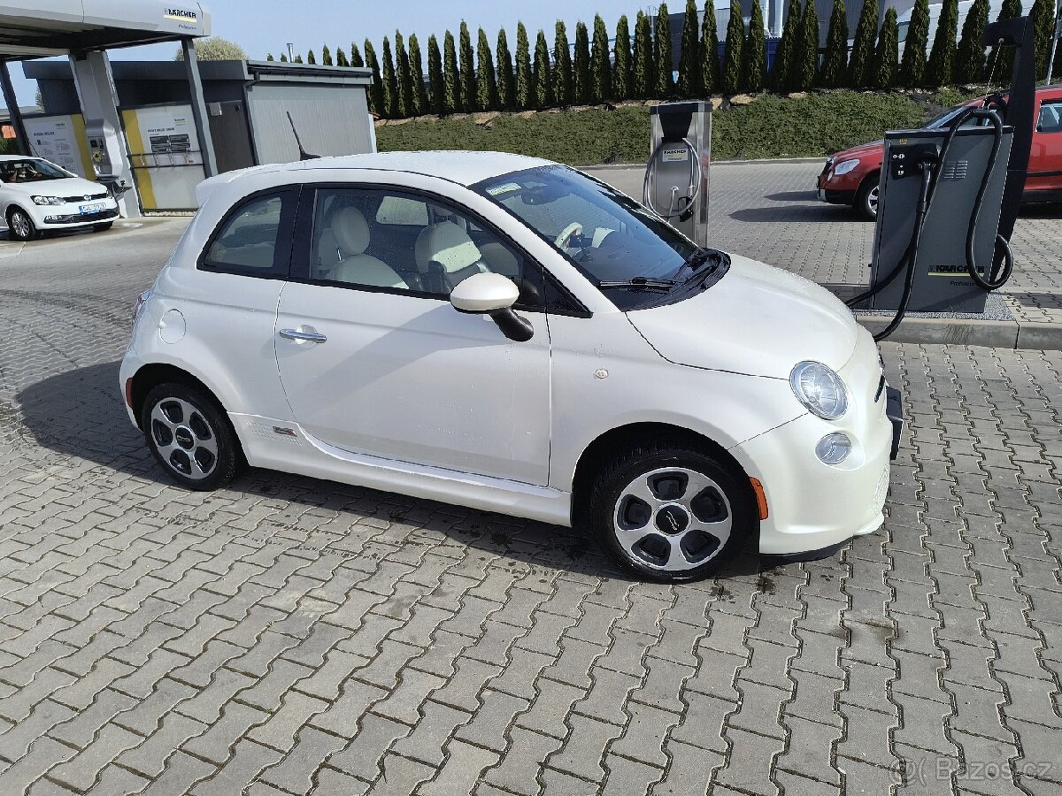 Fiat 500E