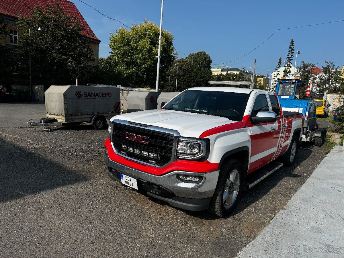 GMC SIERRA