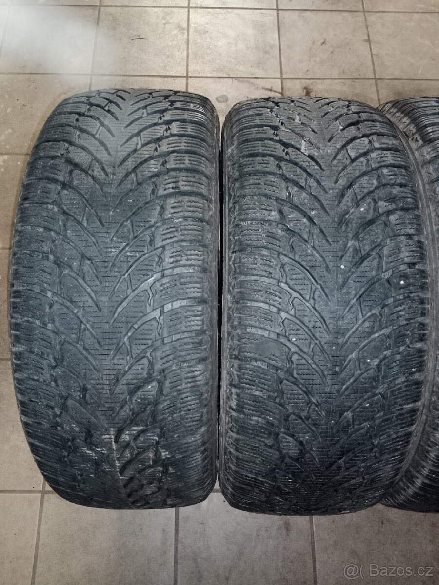 Zimní pneu Nokian 235/55 R18