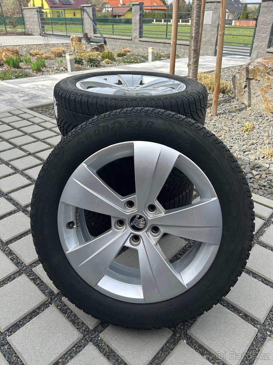 Zimní ALU kola 215/55R17 Superb