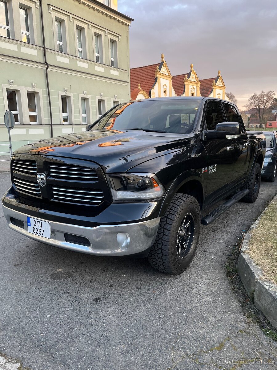 Dodge ram 1500 5.7hemi