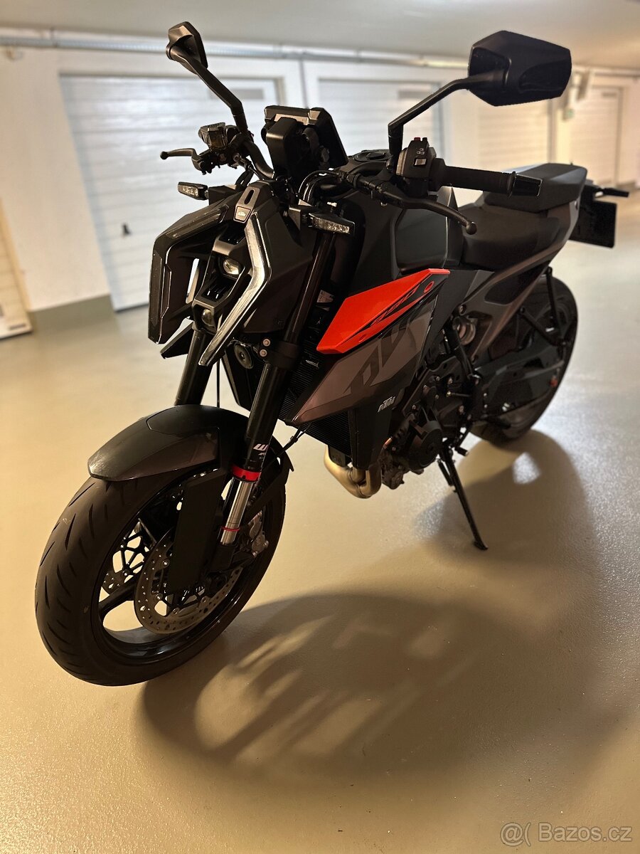 KTM 990 Duke 2024 + Brembo M50 + Rokbaggoros kryt chladiča