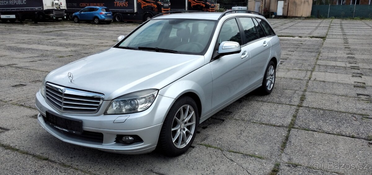 Mercedes-Benz W204 C220T CDI 2008 1.majitel TOP STAV