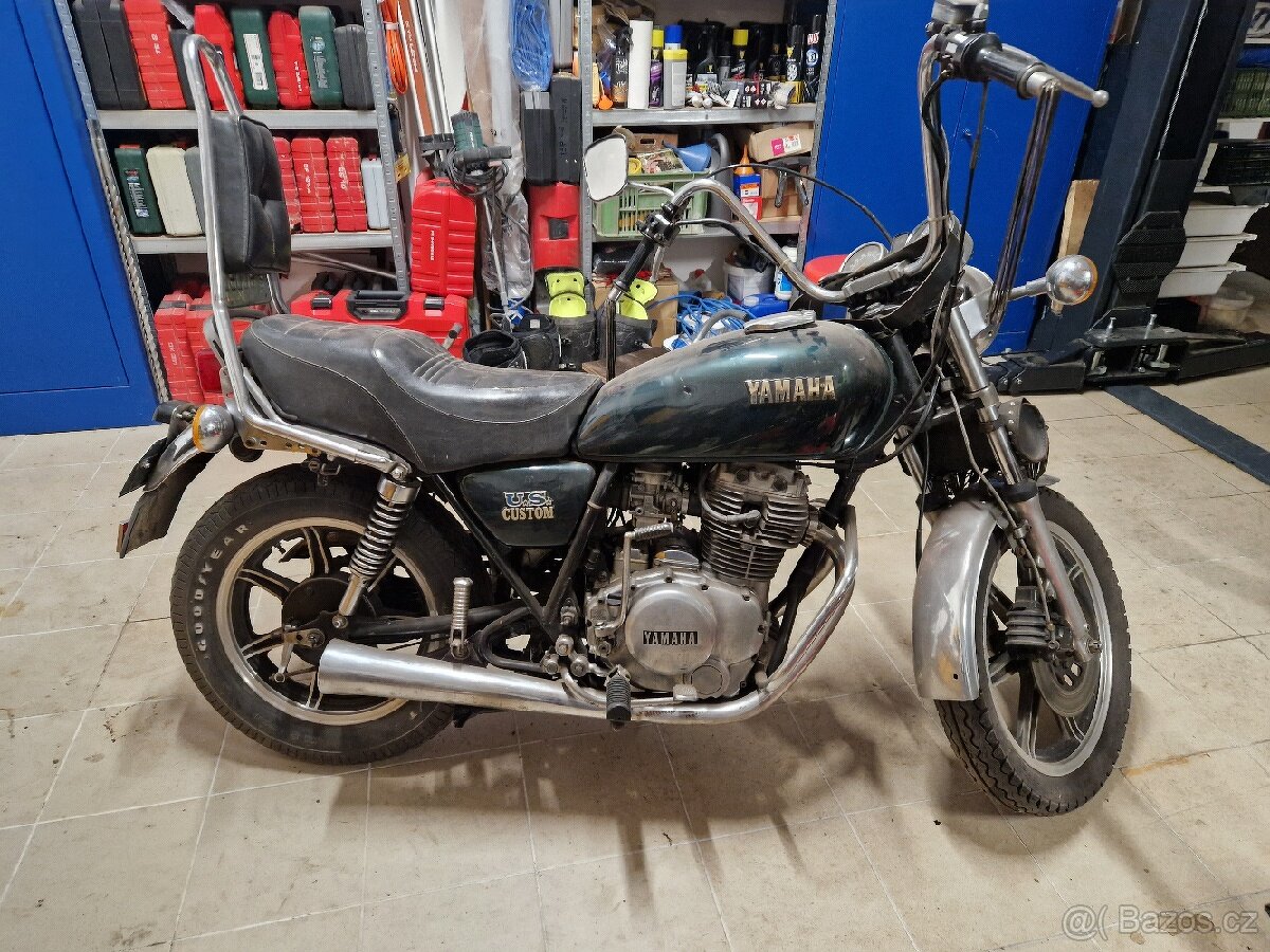 YAMAHA XS 400