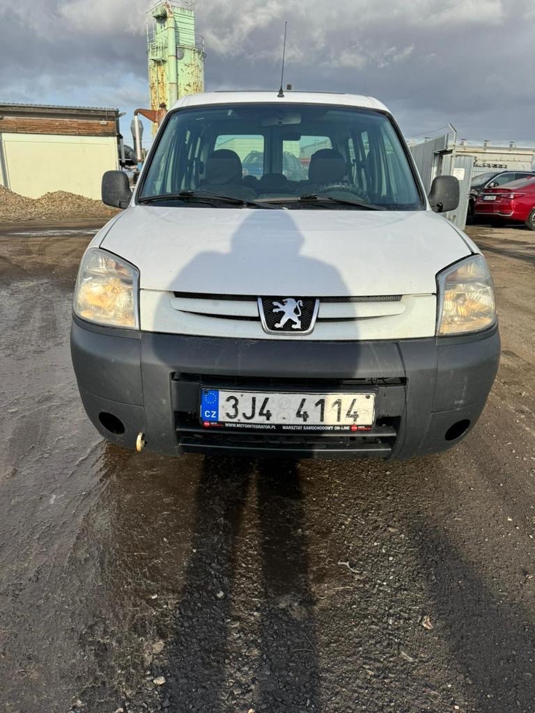 Peugeot Partner 1.6HDi  5 mist pojizdne 2008