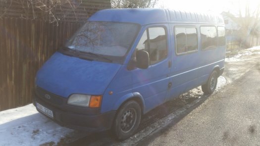 Ford Transit 2.5 D a TD - 9 míst