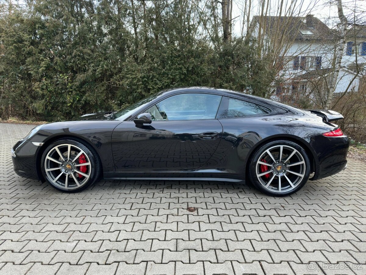 PORSCHE 911 Carrera 4S PDK