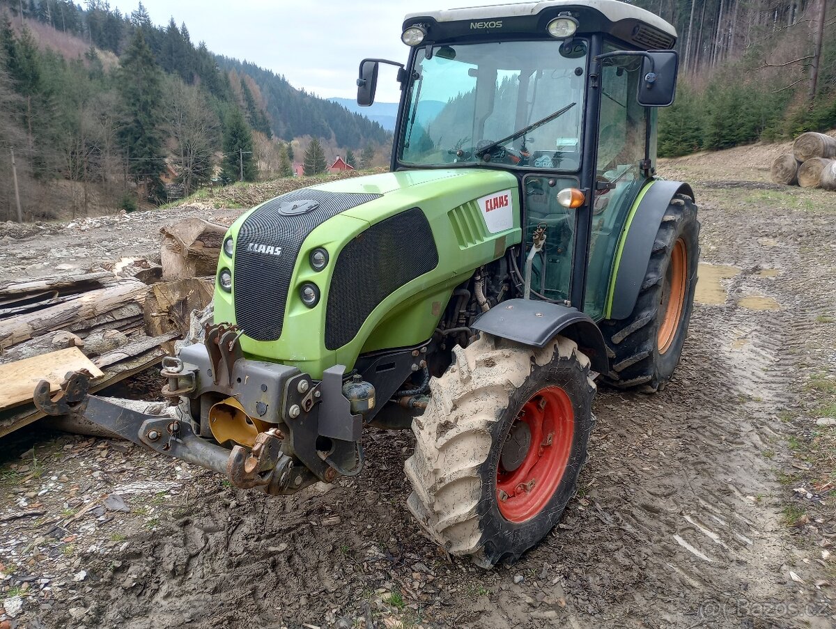 CLAAS NEXOS 240 F