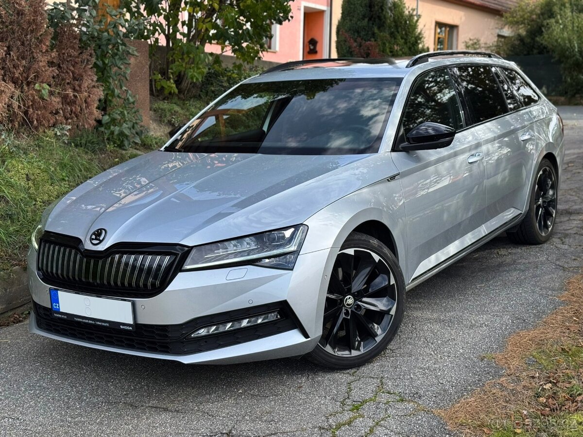 Škoda Superb iV combi SportLine 160kW | 2023 | ZÁRUKA  5 let