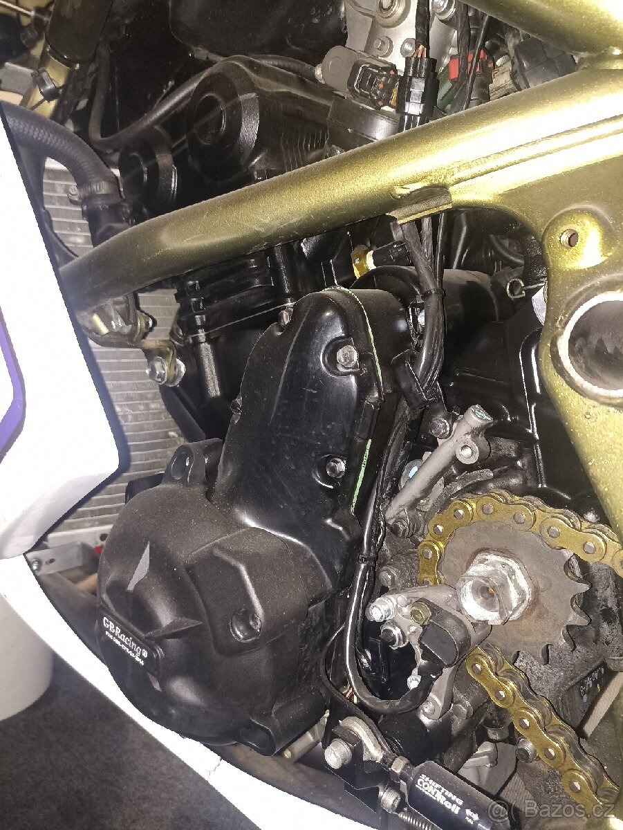 Motor ER 6 - SUPERTWIN