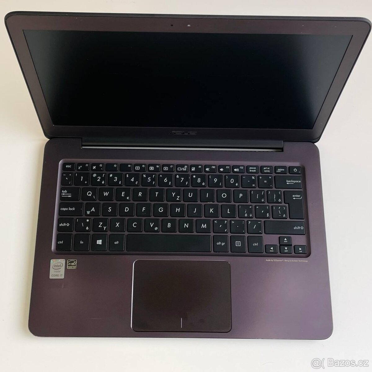 Acer UX305LA notebook