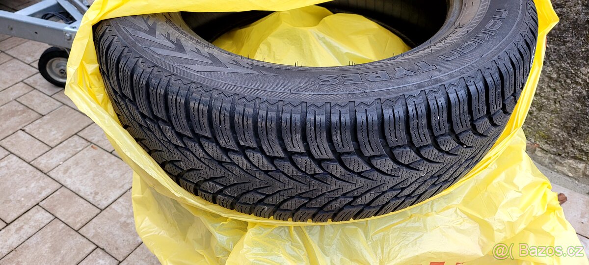 Nokian Tyres SUV 235/60/18  107V