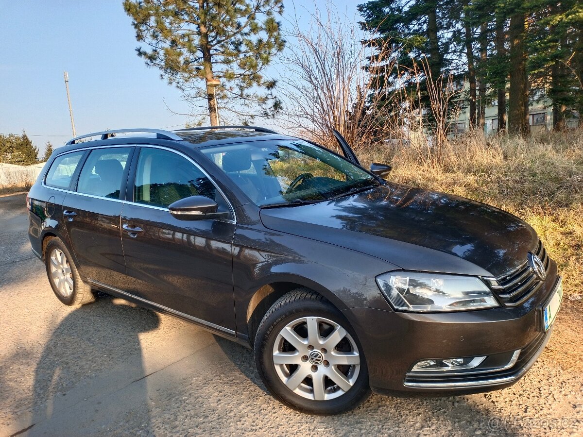 VW Passat 1.4 TSI 90 KW B7 2012 pěkný stav, , navigace, počí