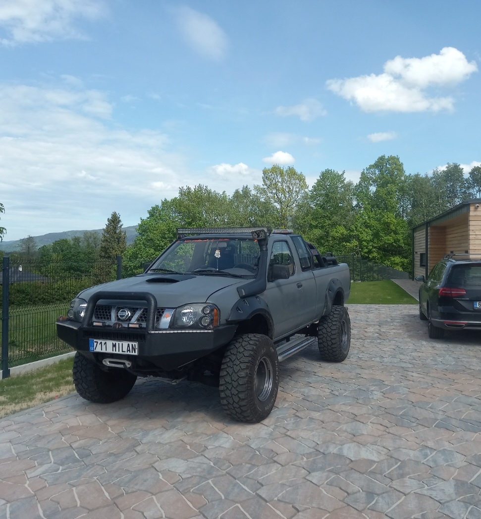 Prodám Nissan Navara 2.7TD SWAP offroad