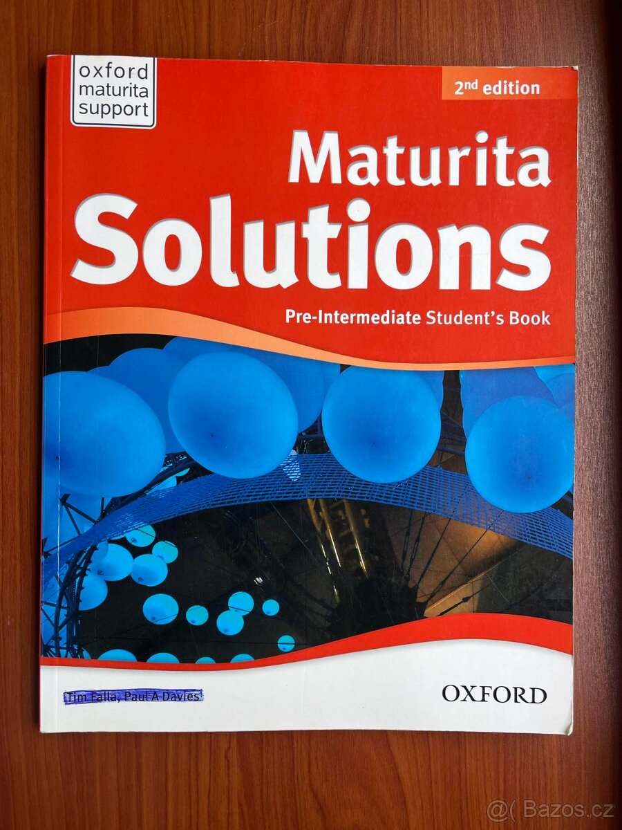 Maturita Solutions - Pre-Intermediate Students Book - nová