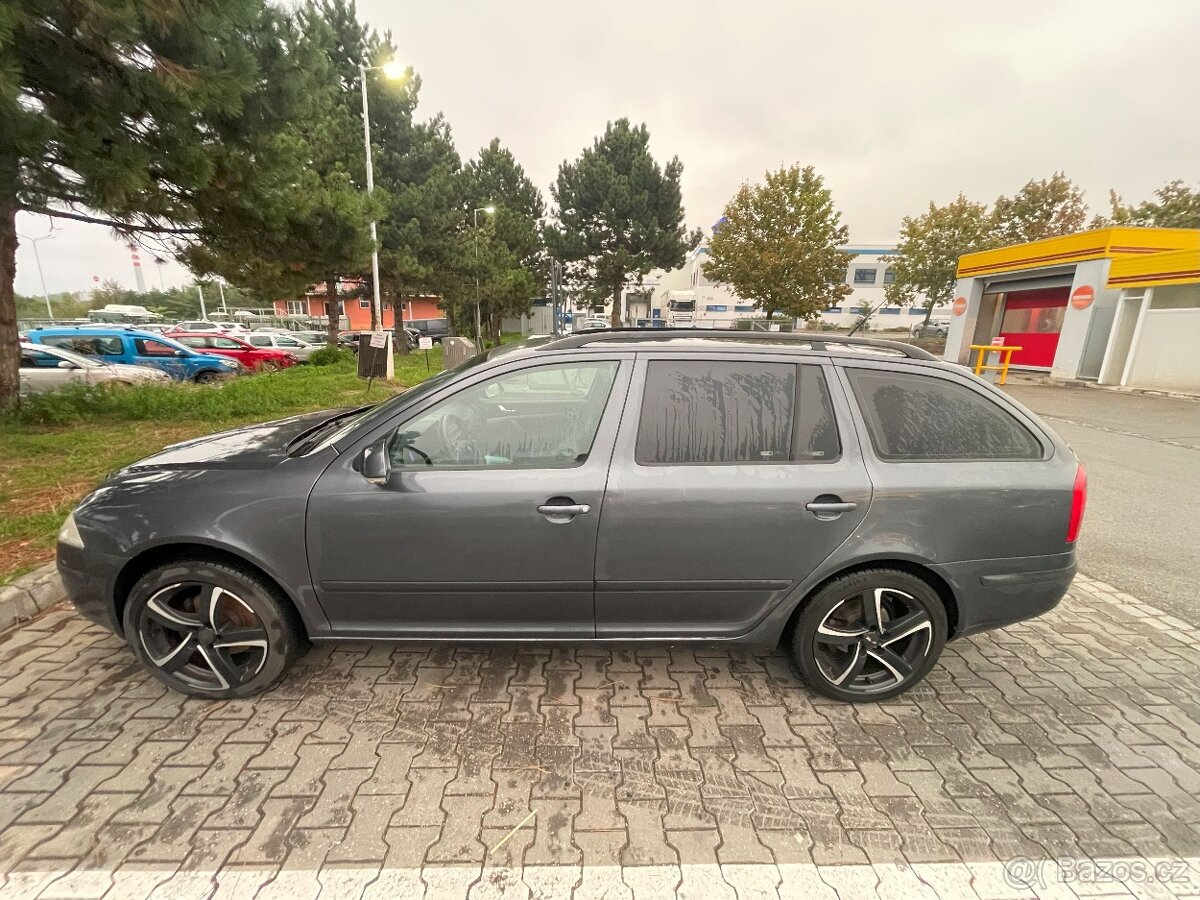 Škoda Octavia combi 2.0 TDi 103kW Elegance