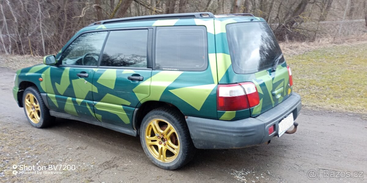 Subaru forester 4x4; 1. reg. 2000; benzin.