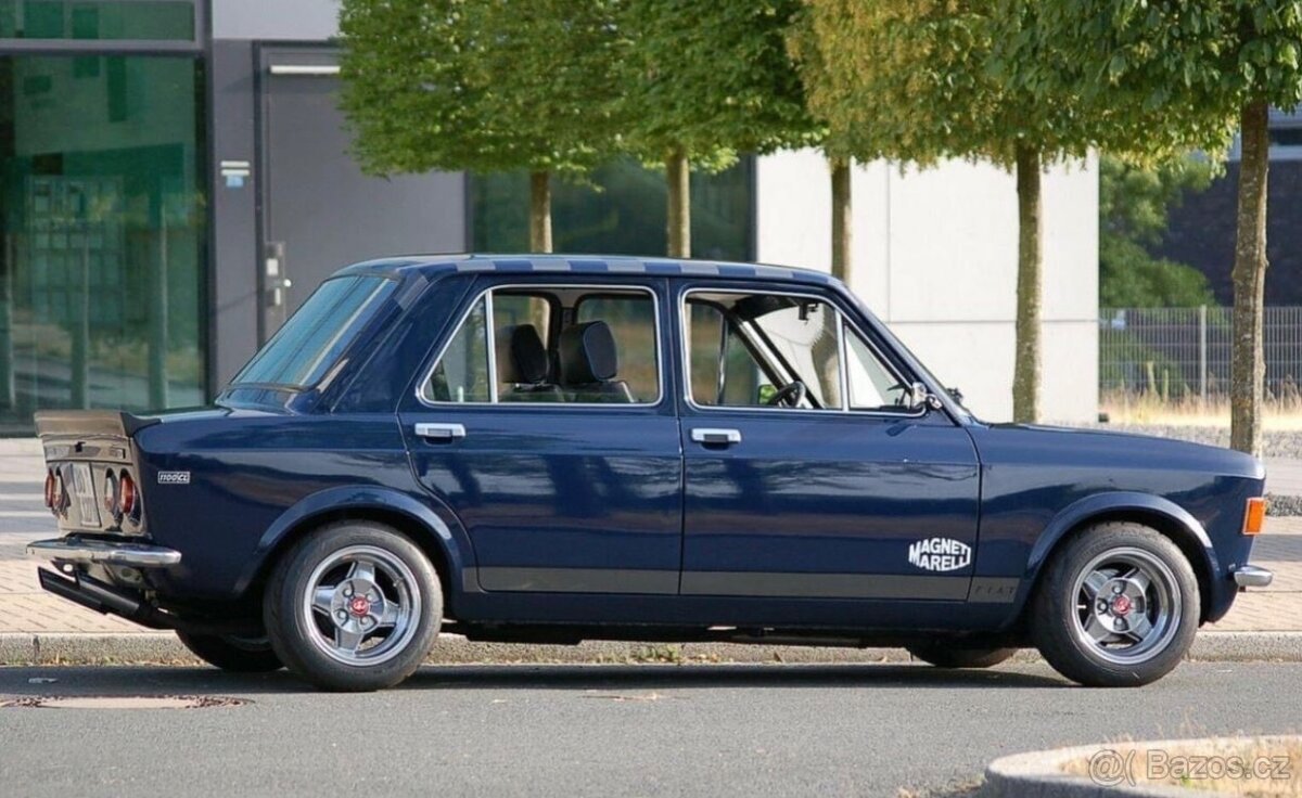 Zadne kridlo Fiat 128 KUPA