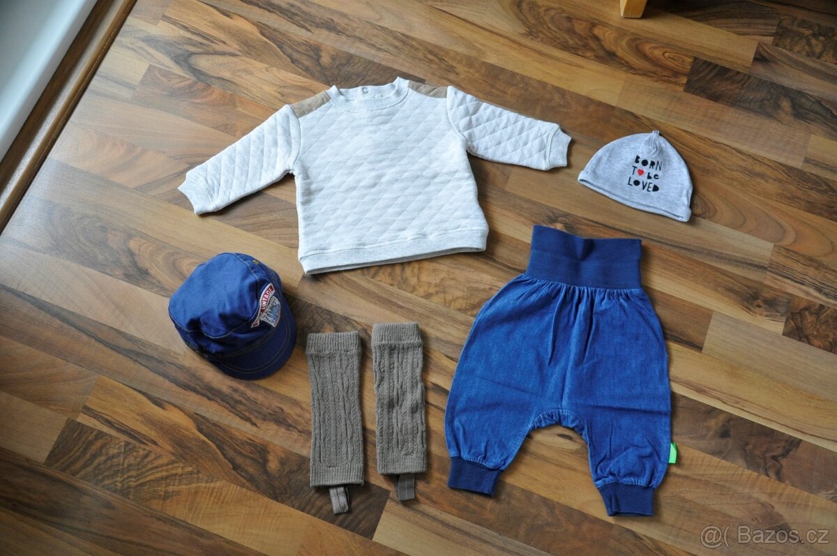 set oblečení, vhodný na chlapečka i holčičku vel. 3-6 m