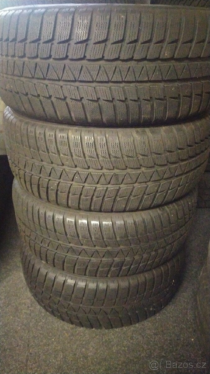 Zimní pneu 225/55R 16