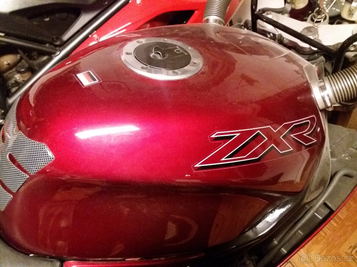 Kawasaki zxr 750 J