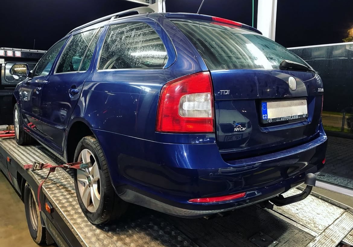 Vůz na díly Škoda Octavia 2 facelift kombi 2009 BLS JCR LF5Q