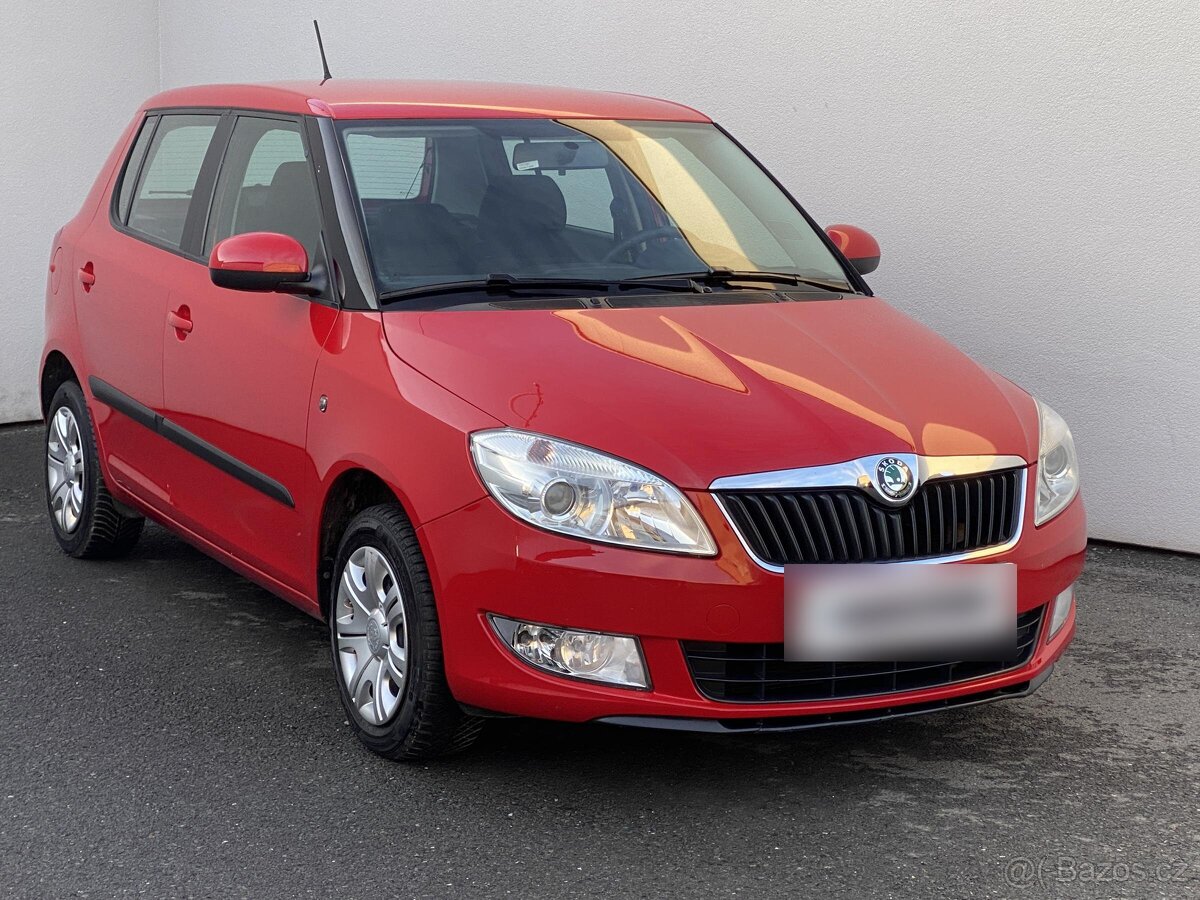 Škoda Fabia II 1.2 HTP ,  44 kW benzín, 2012