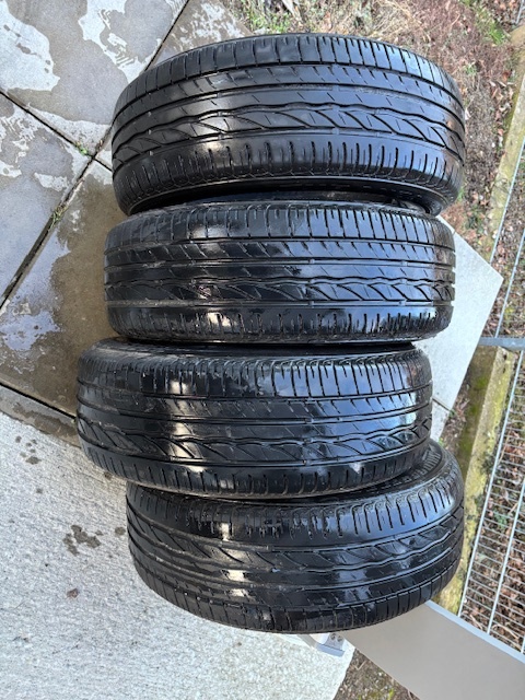 Prodám letní pneu BRIDGESTONE 195/65R15