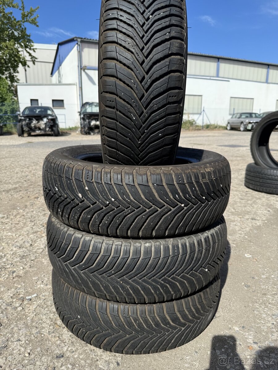 185/60/15 zimní pneu Michelin