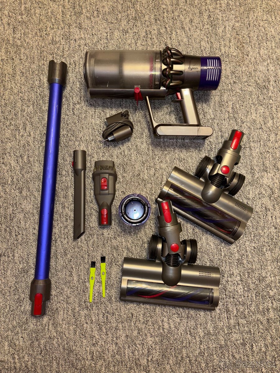 Dyson V10