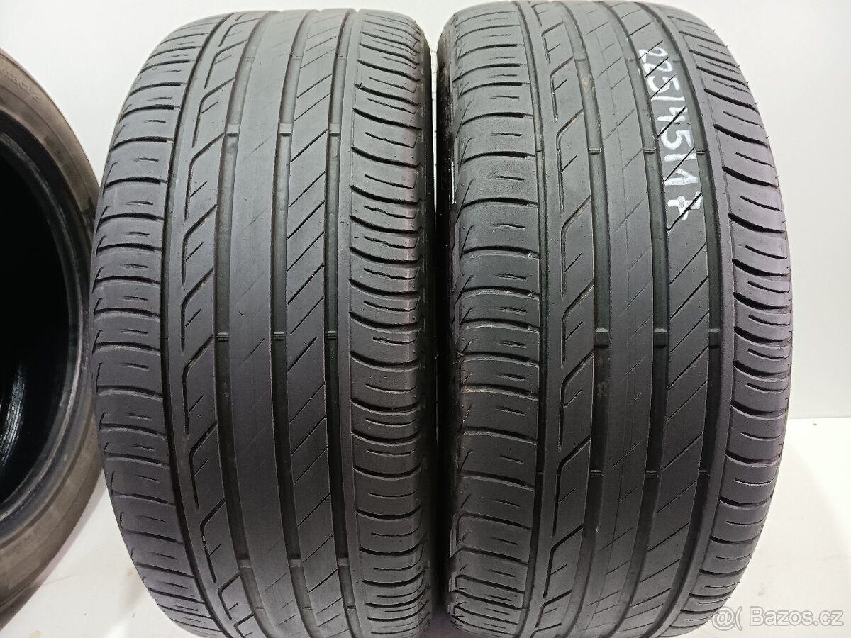 2ks letní pneu 225/45/17 Bridgestone