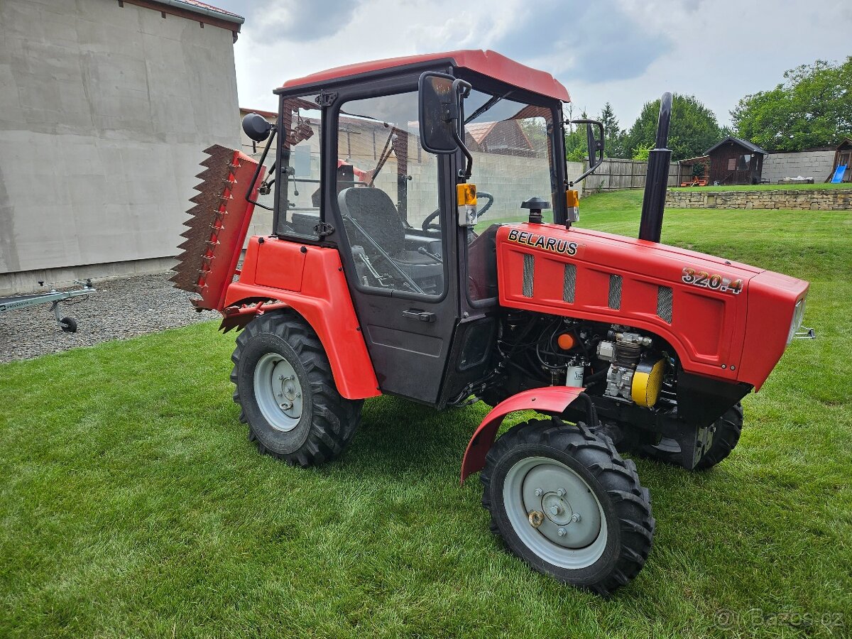 Malotraktor belarus 320,4