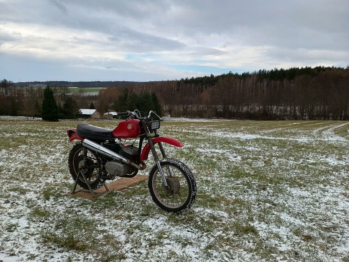 ČZ 175 enduro